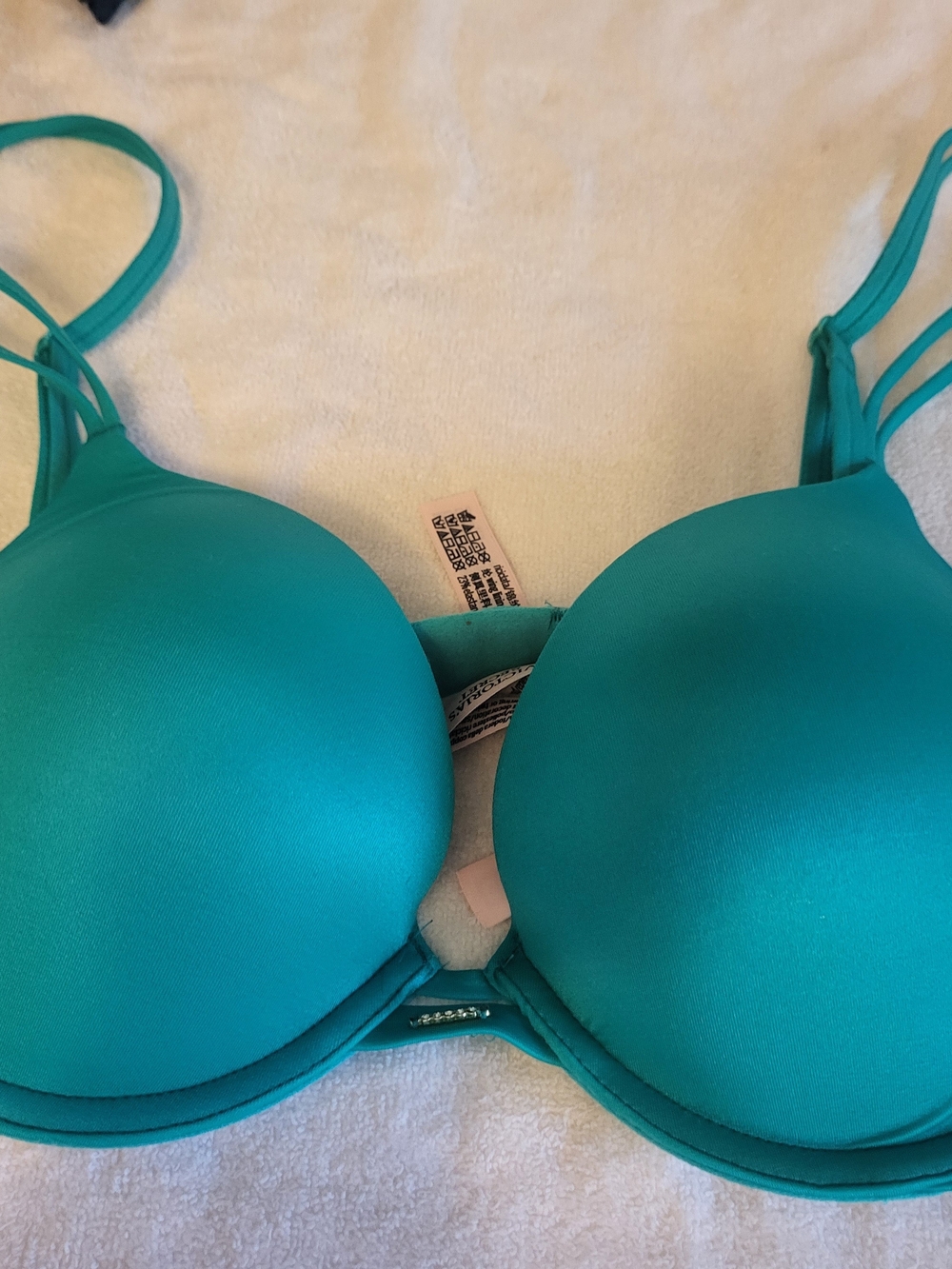Victoria's Secret Teal Push-Up Bra Plus 3 Other Bras